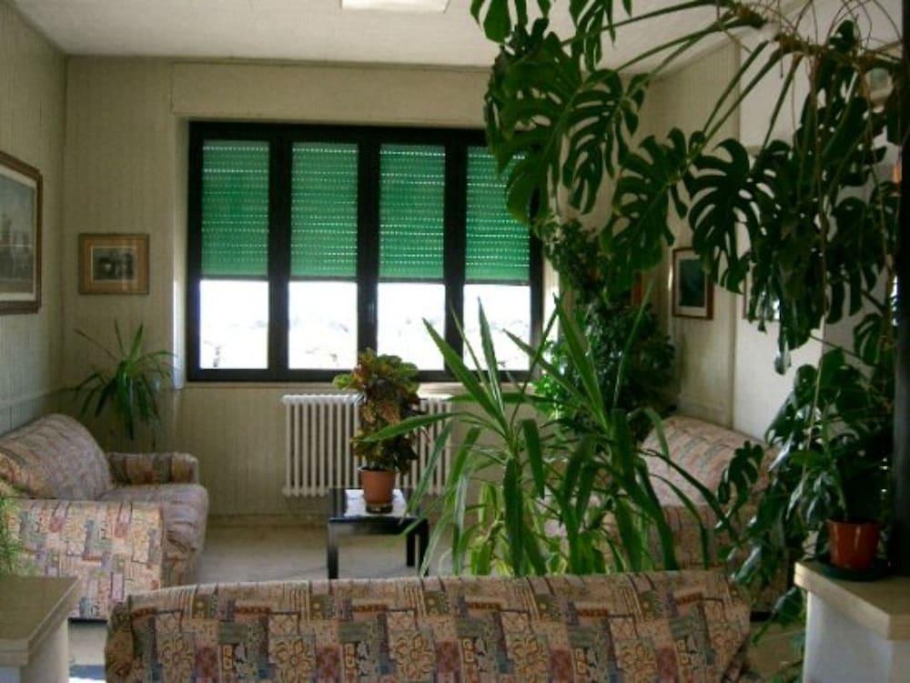 Hotel Manzi Marina Di Pisa Kültér fotó